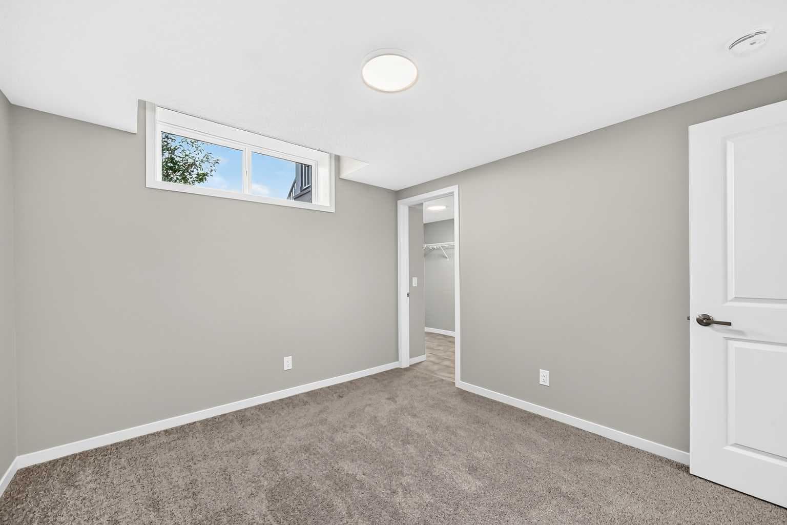 1302 Mahogany Boulevard SE