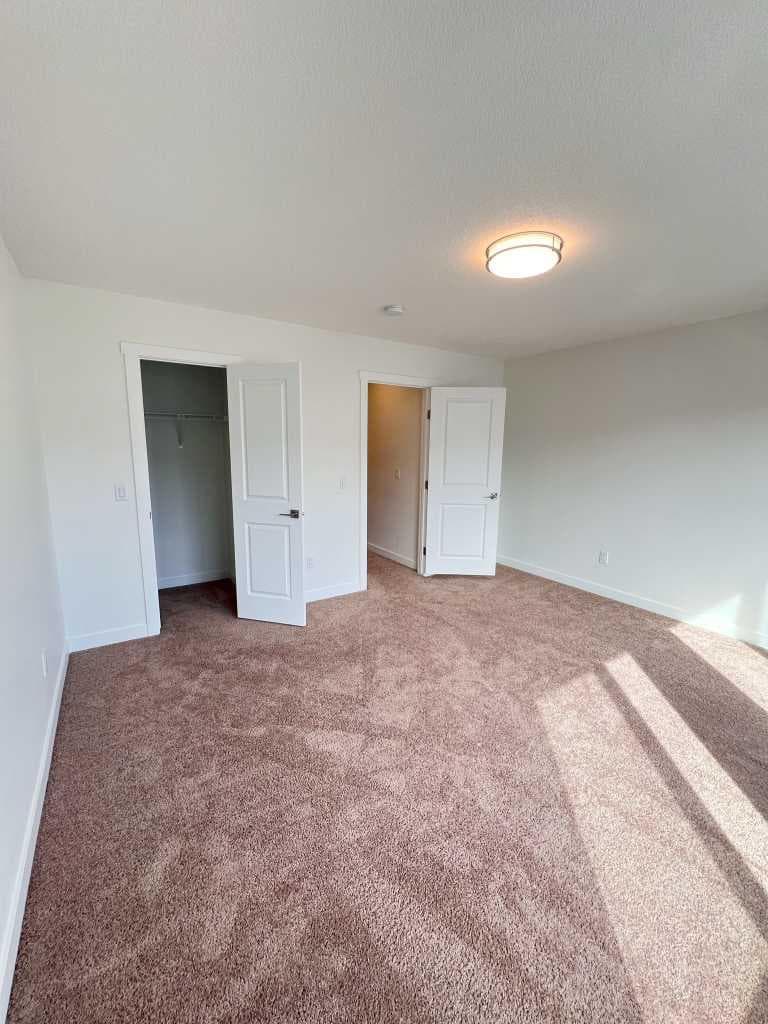 902, 33 Merganser Drive W