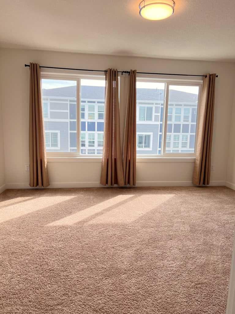 902, 33 Merganser Drive W