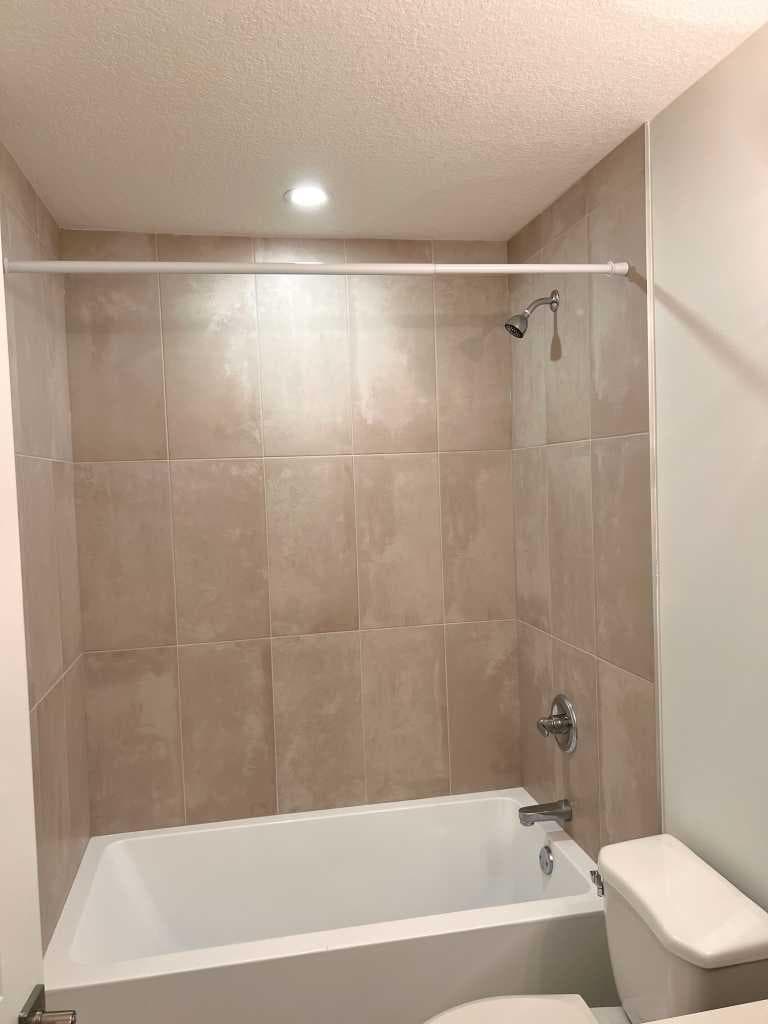 902, 33 Merganser Drive W