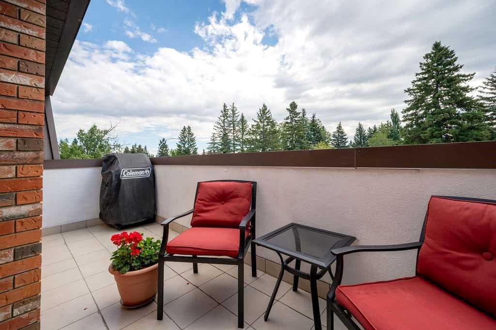 211, 9500 Oakfield Drive SW