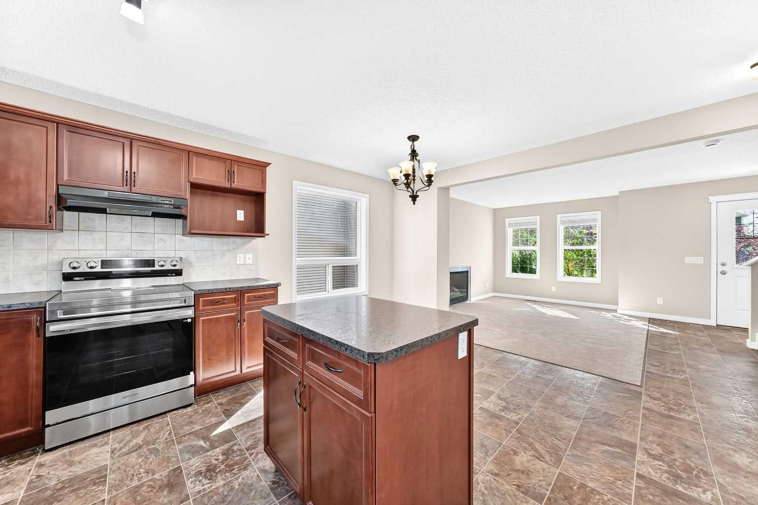 254 Silverado Way SW