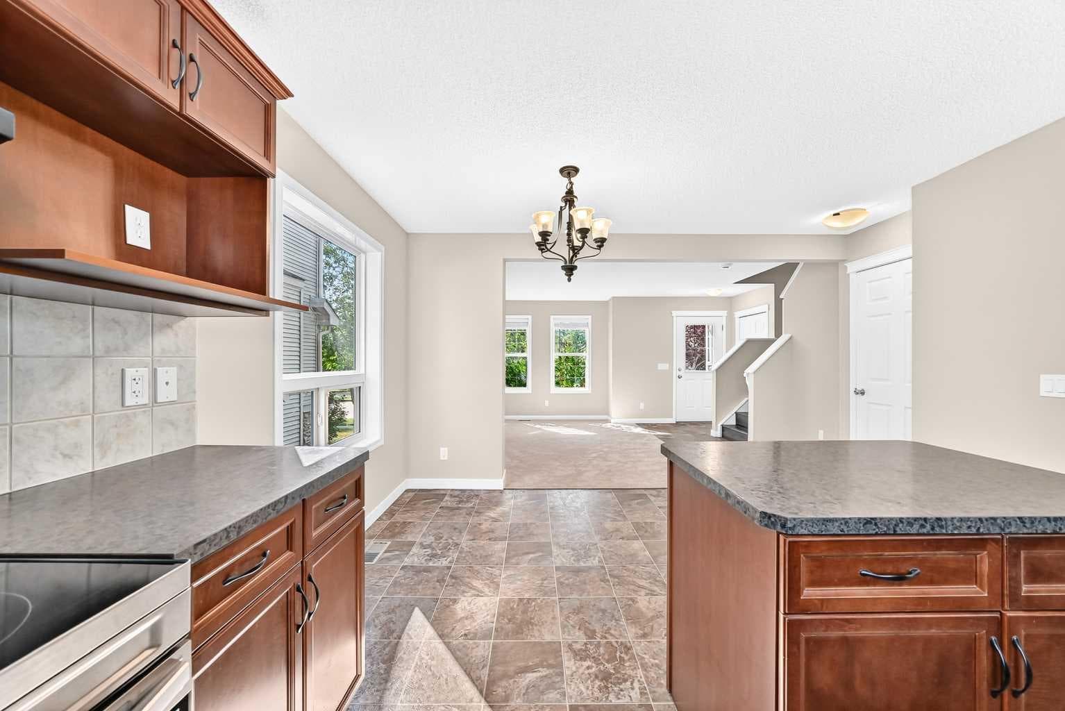 254 Silverado Way SW