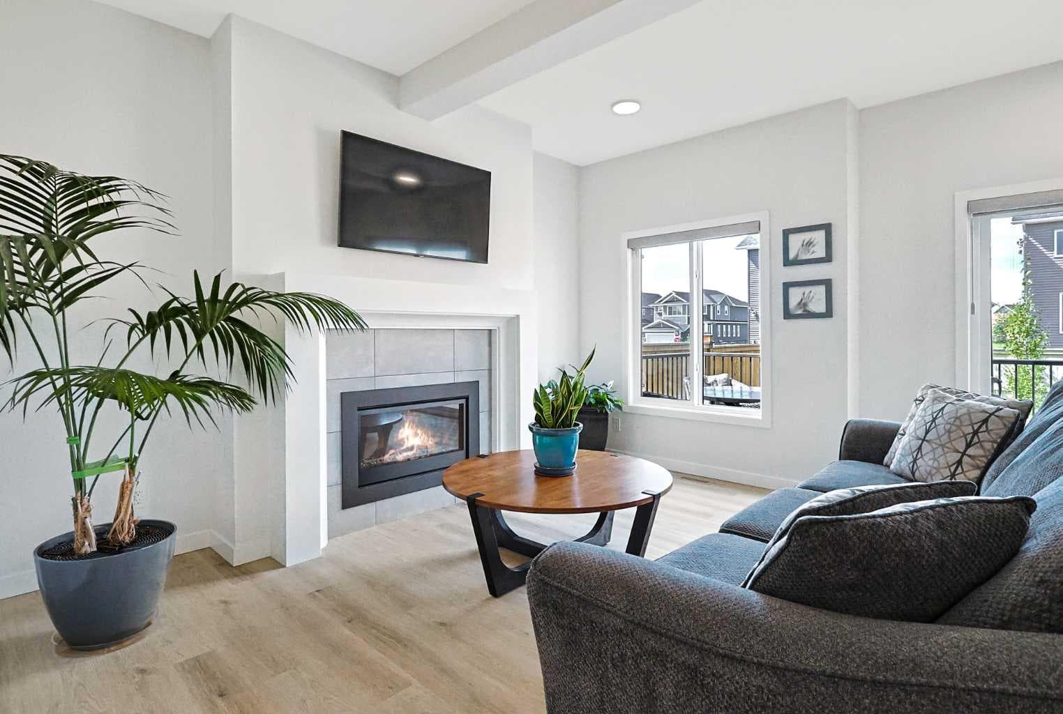 553 Baywater Manor SW