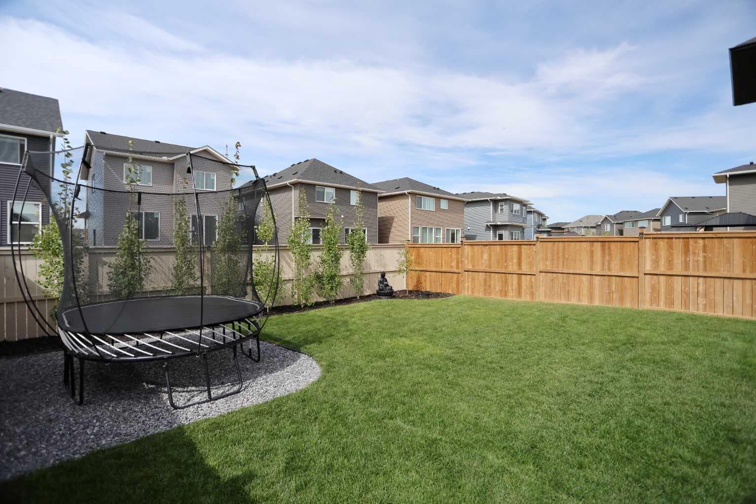 553 Baywater Manor SW