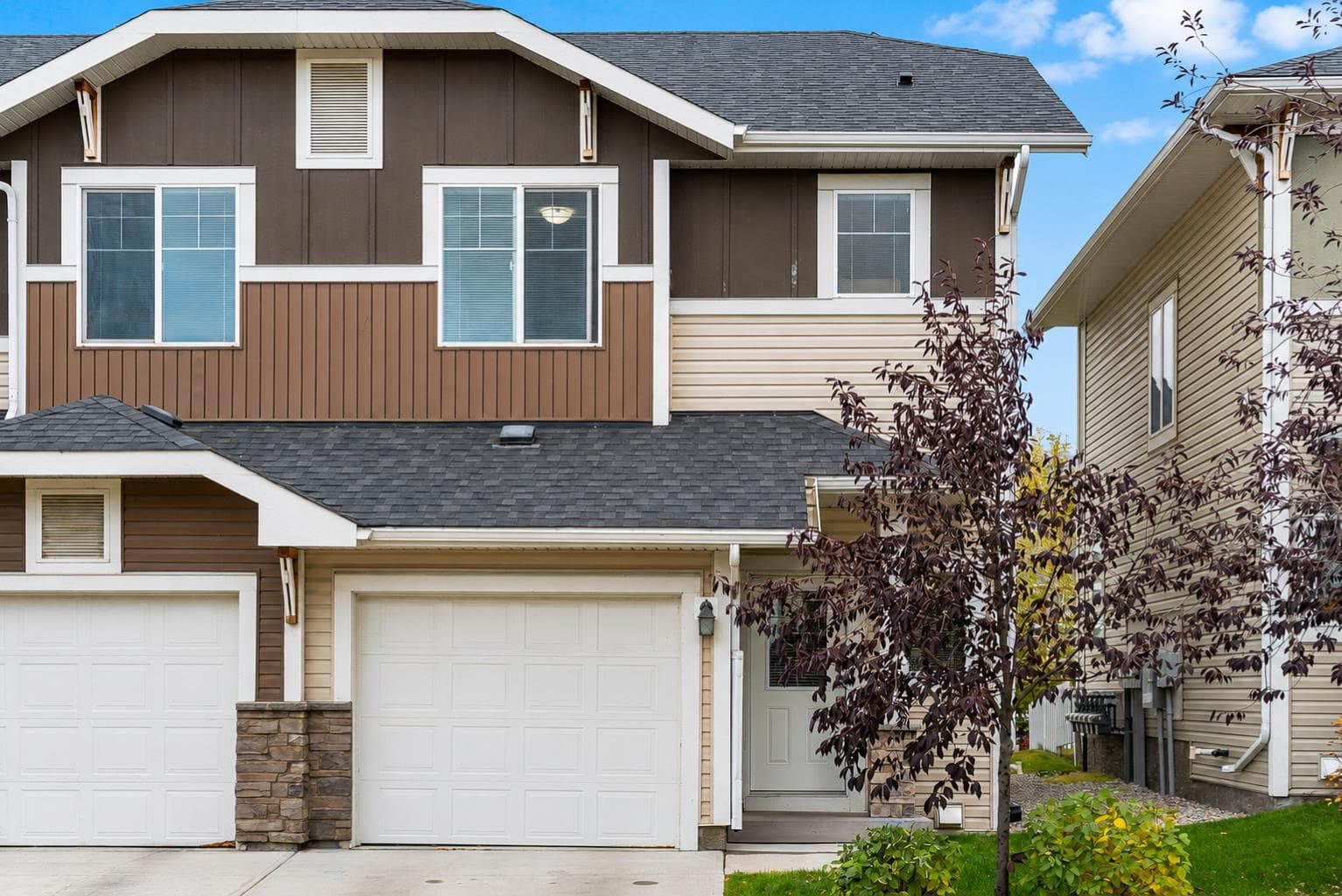 124, 300 Marina Drive 
