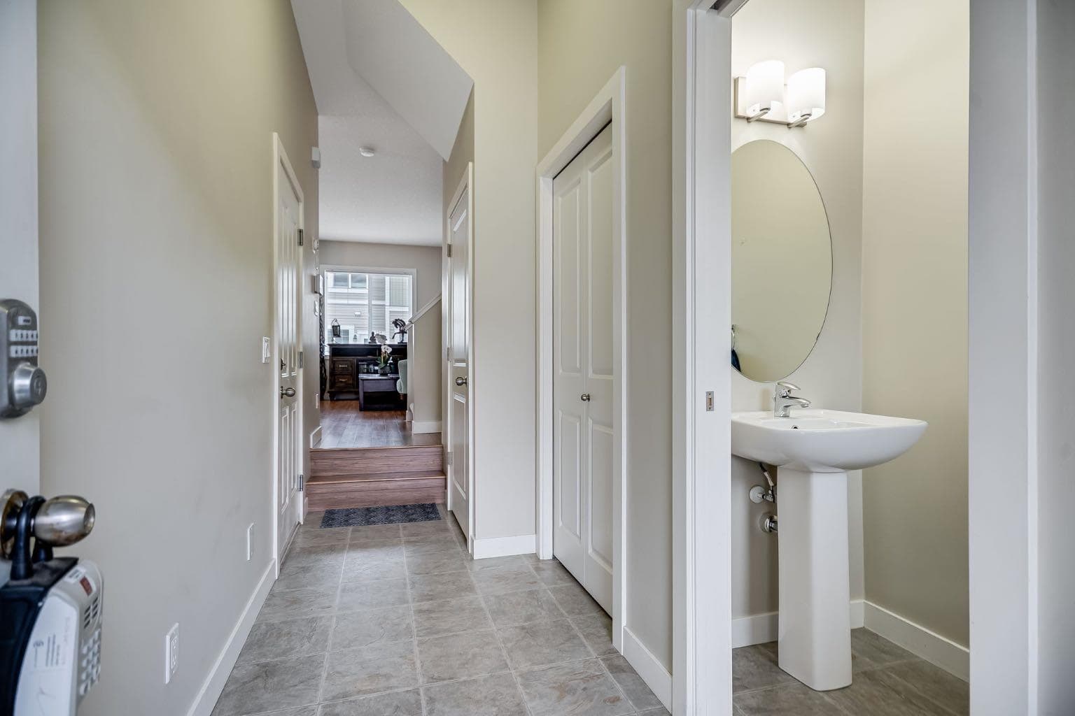 124, 300 Marina Drive 