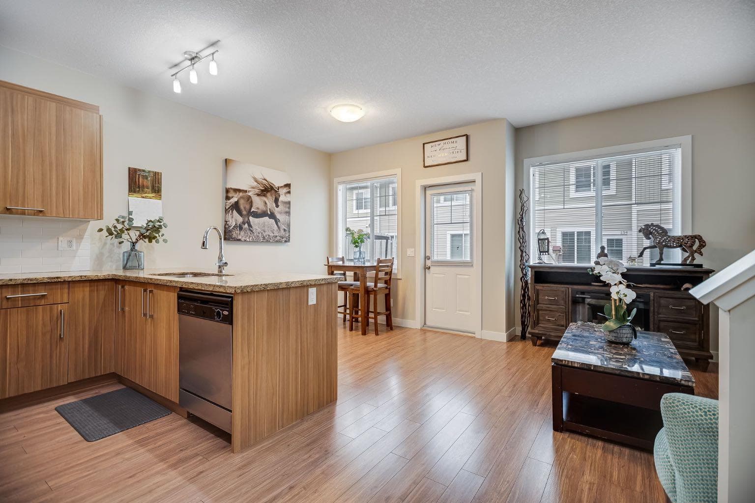 124, 300 Marina Drive 
