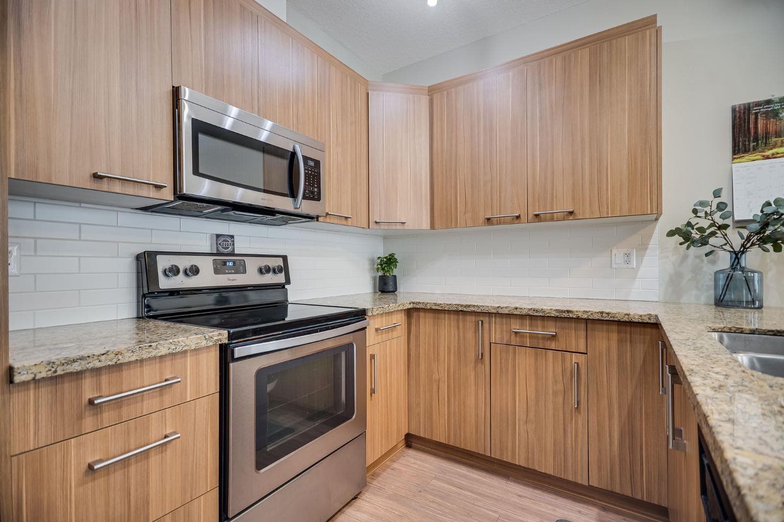 124, 300 Marina Drive 