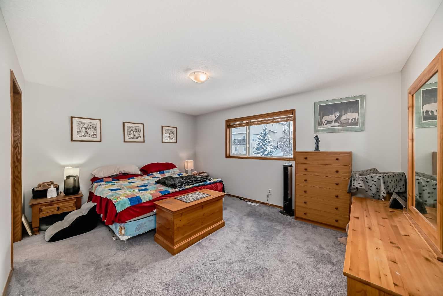 13 Bow Ridge Drive 