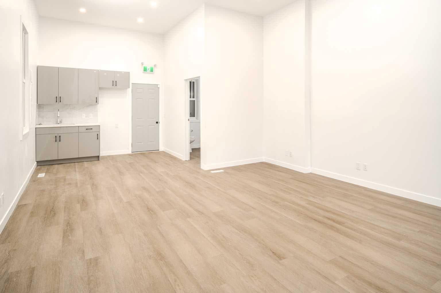 200A Centre Street SE